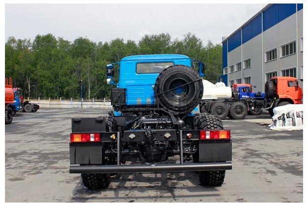 Шасси автомобиля Урал 5557