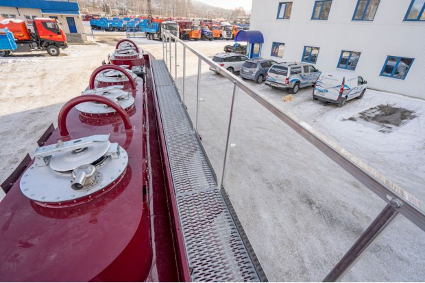 Площадка обслуживания цистерны