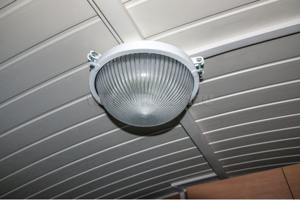 Плафон освещения