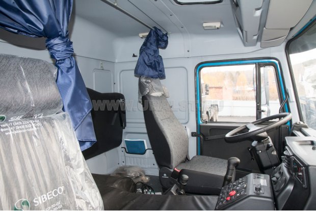 Спальное место в кабине водителя