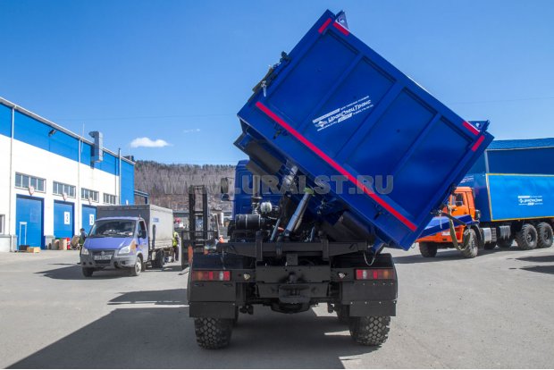 Самосвал АС 10-15 боковая правая разгрузка
