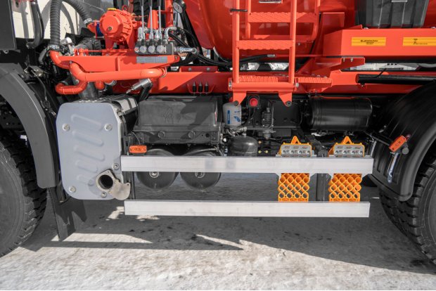 Боковая защита