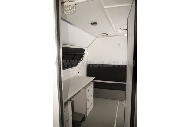 Отсек работы и отдыха операторов