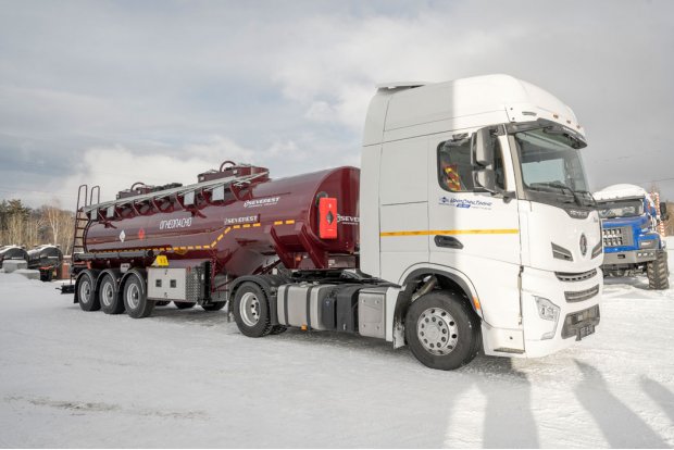 Полуприцеп-цистерна ППЦ 28К-32Л-4Р BPW SEVEREST 