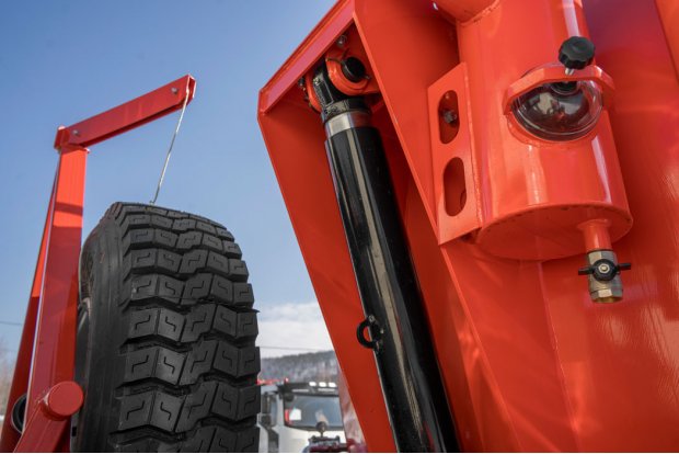 Гидроцилиндр подъема цистерны