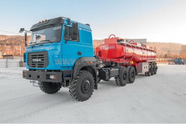 Автопоезд Седельный тягач Урал 44202-3511-82Е5 + ППЦ 26-31-3Н