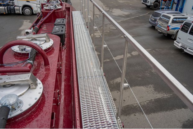 Площадка обслуживания цистерны