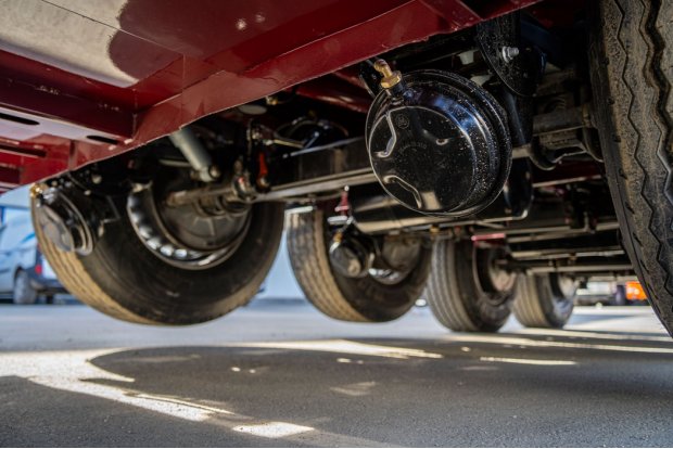 Пневмоподвеска полуприцепа цистерны