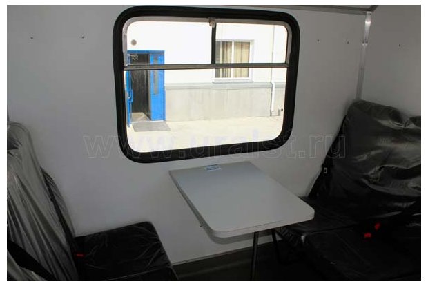 Окно пассажирского отсека ГПА Камаз