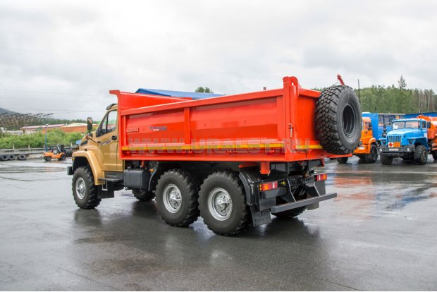 Автомобиль-самосвал Урал-NEXT (Урал-Некст)