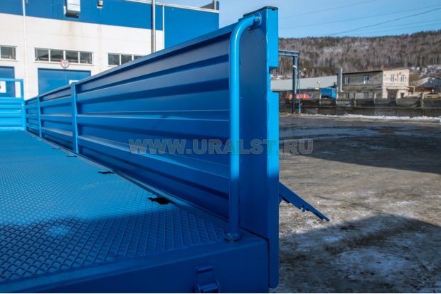 Поручень для подъема на платформу