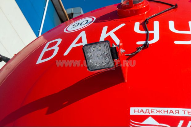 Фара-прожектор