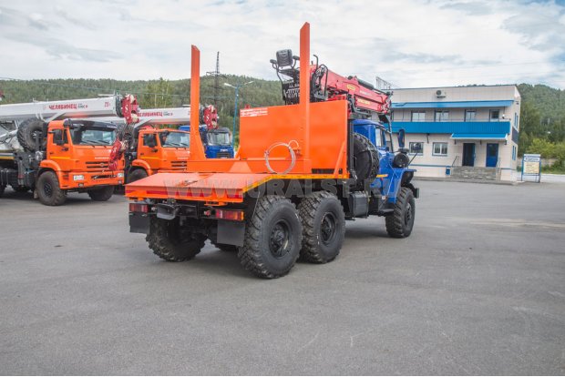 Лесовоз с манипулятором VM10L74 УСТ 54538D Урал 5557-60Е5