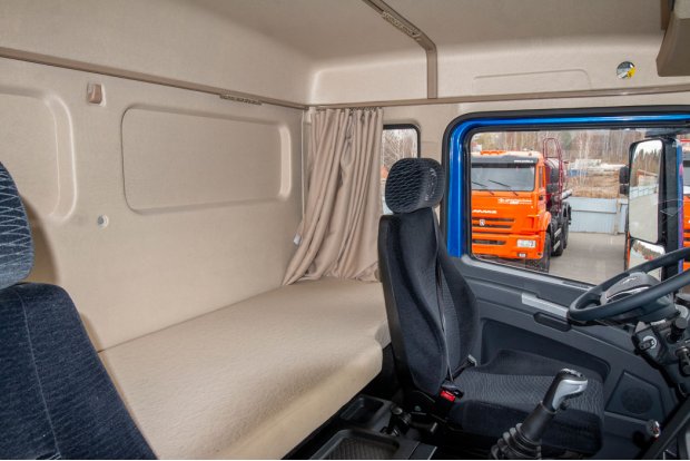 Кабина водителя