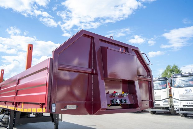 Усиленный передний борт со ступенями