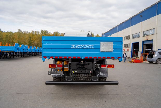 Бортовой контейнеровоз УСТ 5453 SHACMAN (ШАКМАН) SX32586V385 (6х6), база 3775мм ДОПОГ