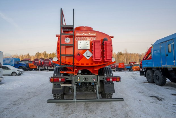 Автотопливозаправщик АТЗ 12-2Б SITRAK C7H ДОПОГ