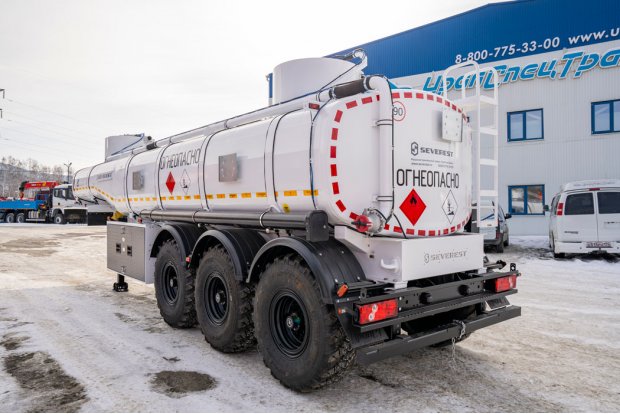 Полуприцеп-цистерна ППЦ 26-32-2НР УСТ 9465 рамная, насос, пневмоподвеска ССУ 1450