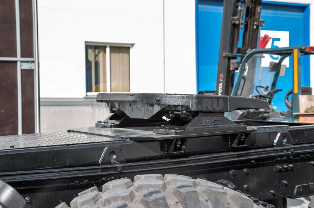 Седельно-сцепное устройство тягача