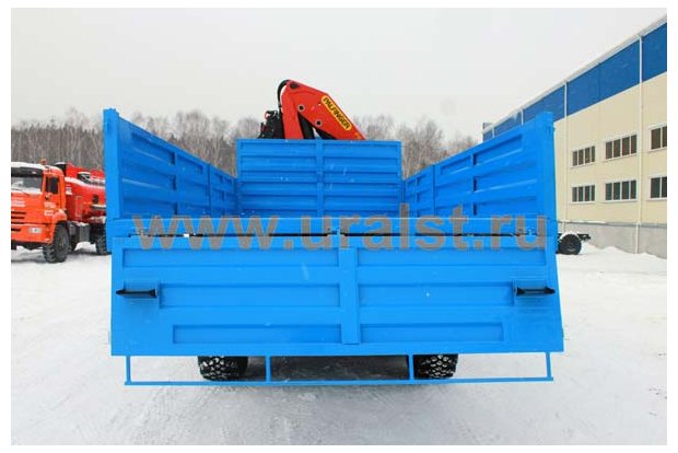 Бортовой автомобиль Камаз 43118-10 с краном-манипулятором Palfinger PK-23500А