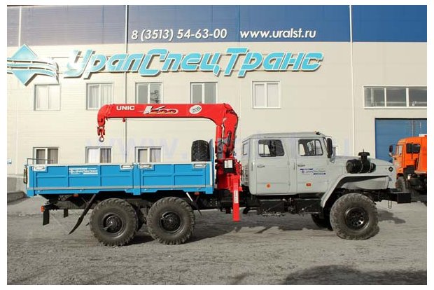 Бортовой Урал с КМУ UNIC-503