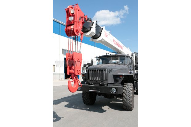 Стрела автокрана КС-45721 Челябинец