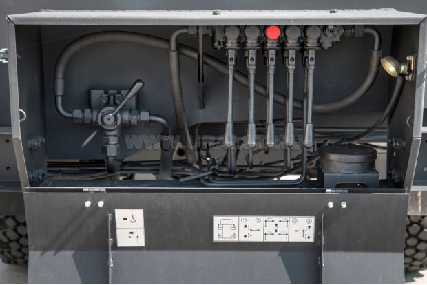 Пульт управления опорами