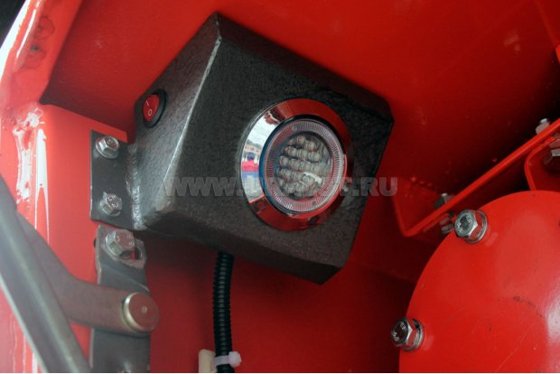 Фонарь подсветки узла выдачи топлива