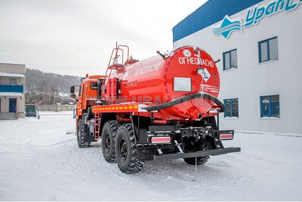 Автоцистерна АКН-10 КО