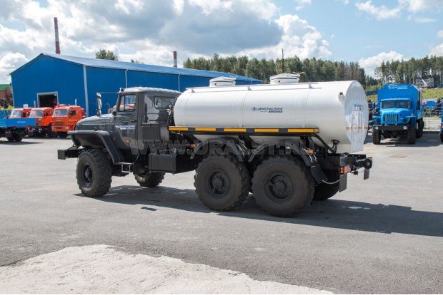 Автоцистерна ОТА-6,2 (4675-02) Урал 5557