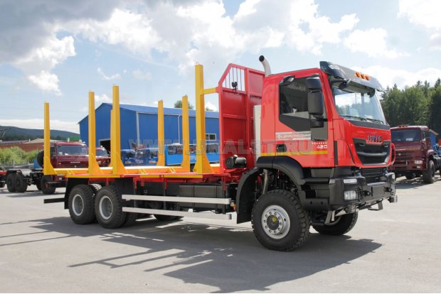 Сортиментовоз IVECO-AМТ