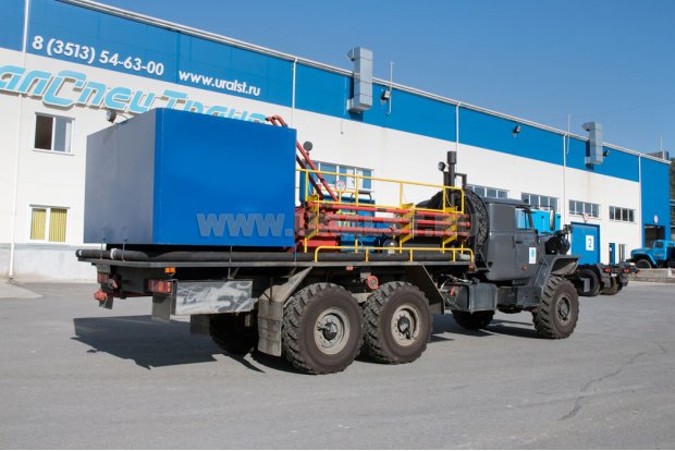 АЦ-32 агрегат цементировочный на Урал 4320-1912-60 (2016 г.в б/у)
