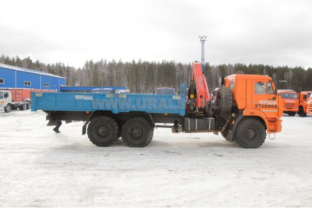 Бортовой автомобиль с КМУ Palfinger PK-23500А