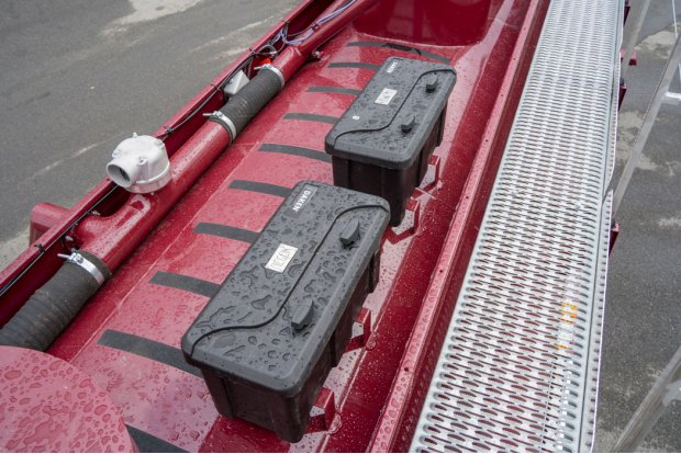 Ящик для песка и кошмы