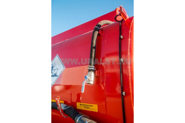 Слив из экологического короба