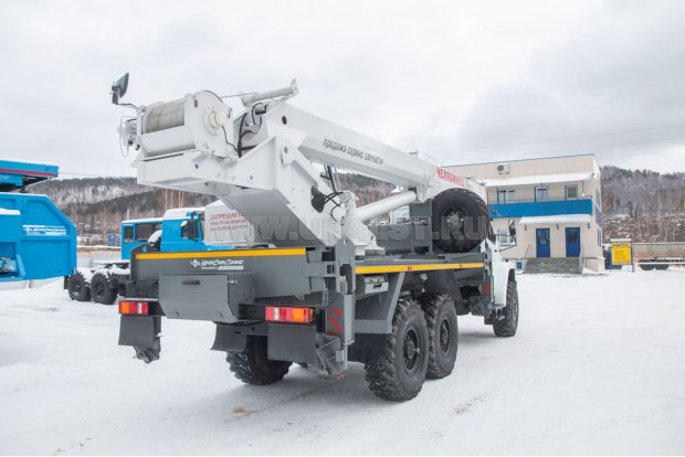 Автокран КС-55732-21