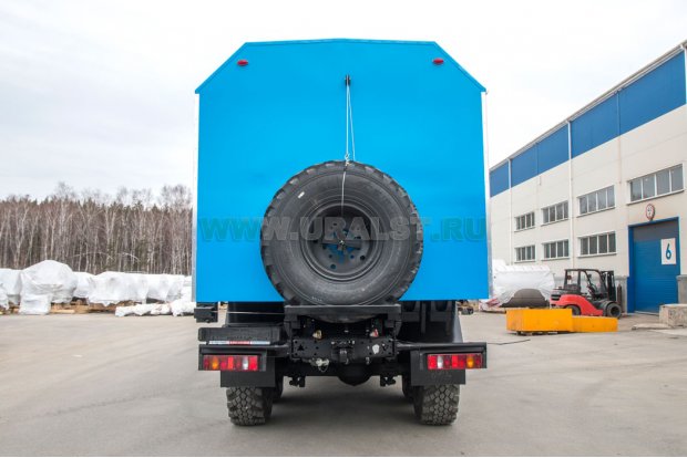 Вахтовый автобус УСТ Камаз 43118RR