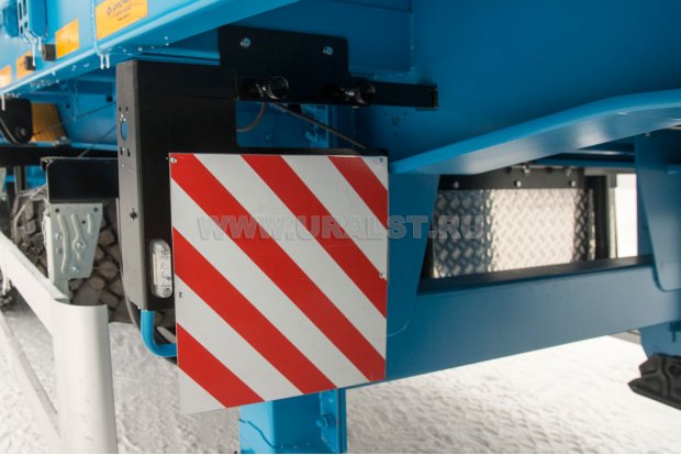 Знак Негабаритный груз со стробоскопом