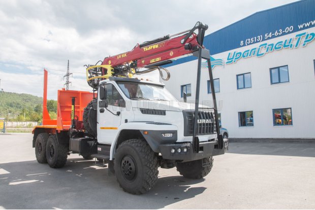 Лесовоз Урал 4320-NEXT с гидроманипулятором Тайфун Лиф 95 К