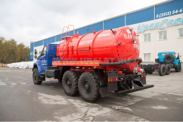 Автоцистерна МВ-10 КО