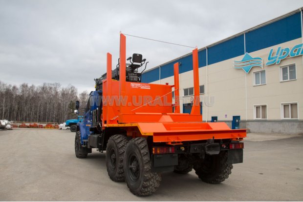 Лесовоз с манипулятором VM10L УСТ 5453 Урал NEXT 4320-74Е5