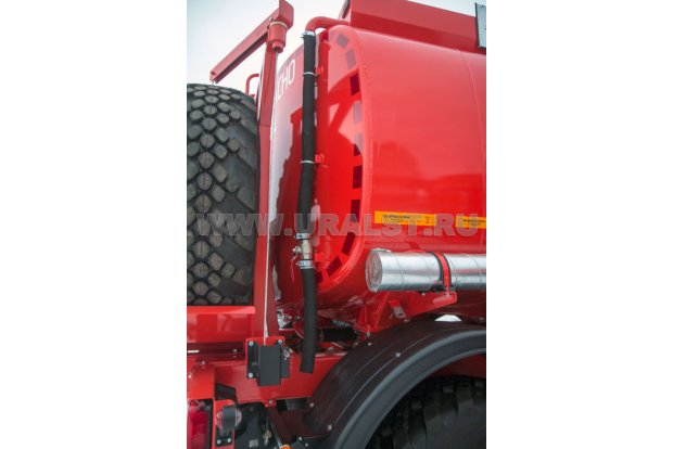 Слив из экологического короба