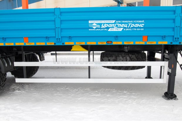 Боковая защита