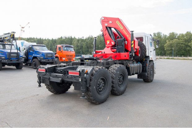 Седельный тягач с КМУ ИМ-320 УСТ 5453 Камаз 43118 сп.м.