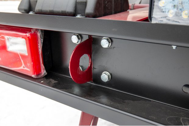 Буксировочная петля