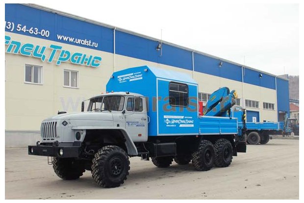 Автофургон Урал с КМУ