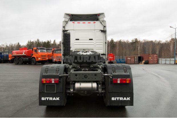 Седельный тягач SITRAK C7H 6х4