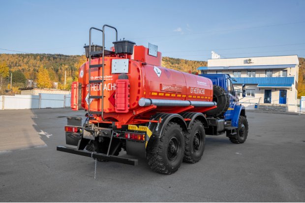 Автотопливозаправщик АТЗ-10Б УСТ 5453 Урал NEXT 4320-72 доработка под ДОПОГ