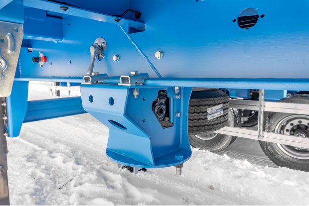 Кронштейн запасного колеса