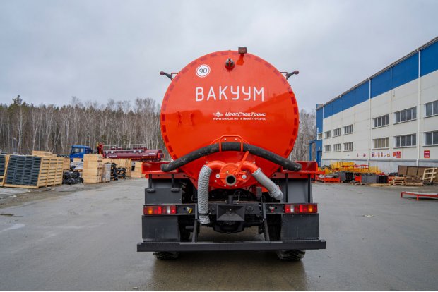 Вакуумная машина МВ-10Т КО УСТ 5453 Урал 4320-1912-60